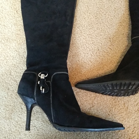 Boots with Tread! - Picture 2 of 2